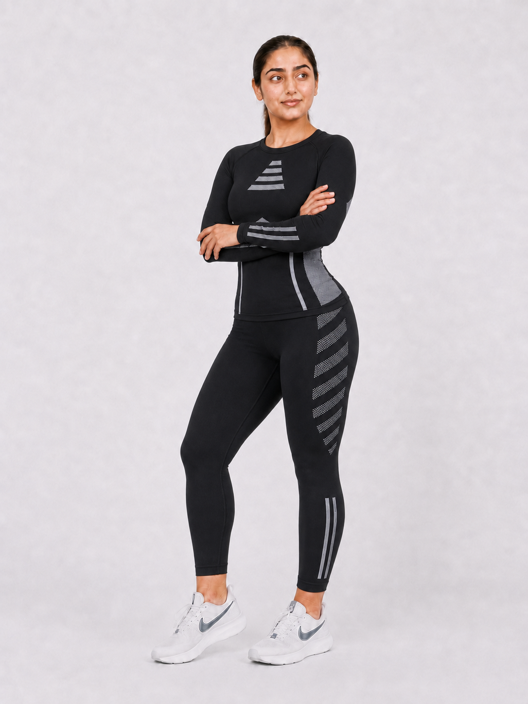 Caliphe Seamless Baby Soft Dry Fit Women's Suit - Black