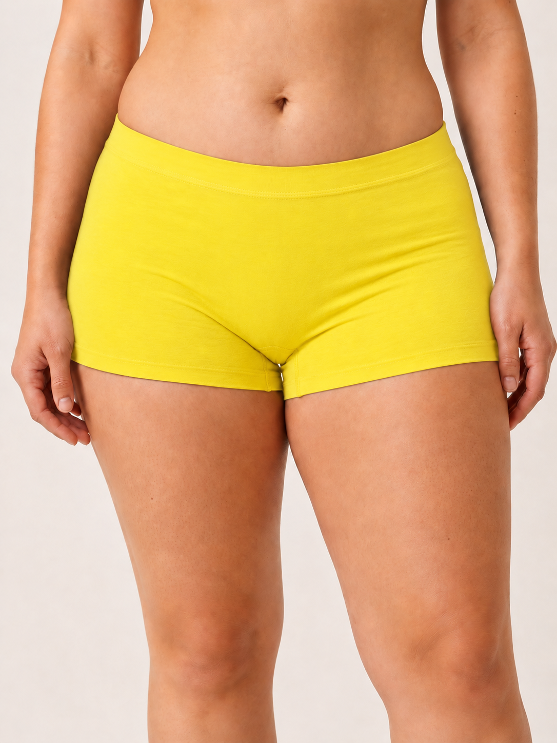 Seamless Boy Short